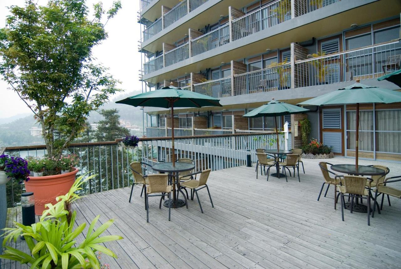 Sun Moon Lake Teachers' Hostel Yuchi Exterior foto